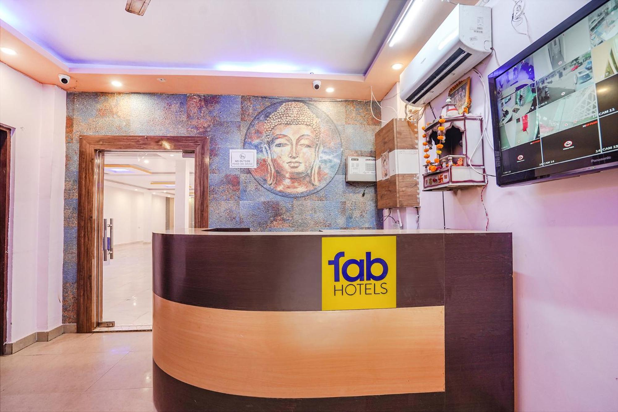 Fabexpress Aditya Grand Lucknow